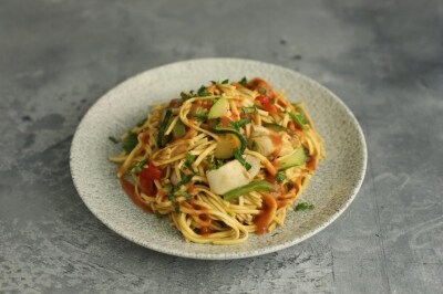 chicken chinese with plum sauce