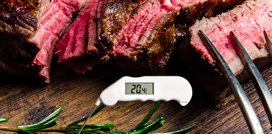 Spend more than €50 and get a free Gourmet Folding Probe Thermometer