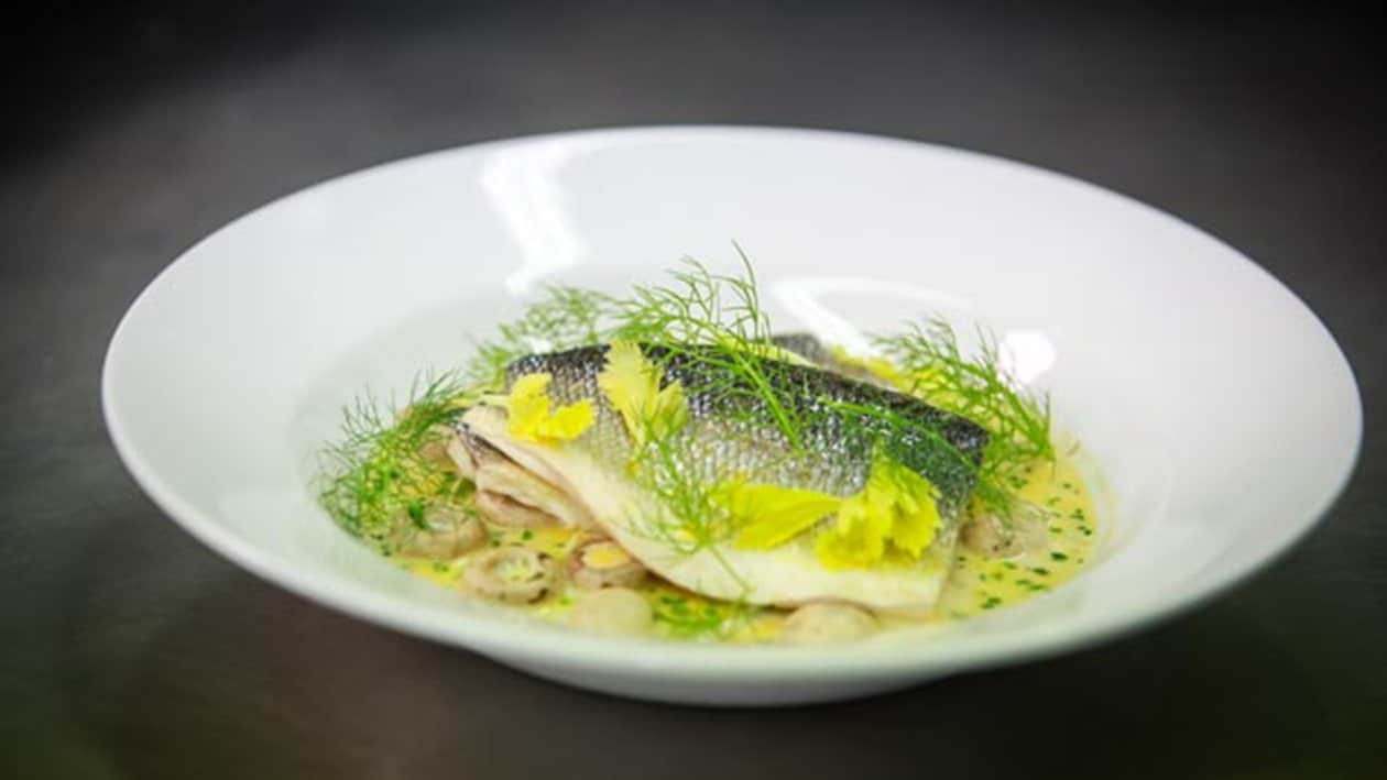 Pan fried sea bass with lemon and chive sauce
